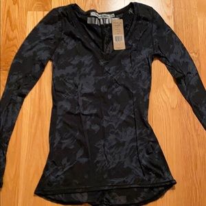 Michael Stars Black V Neck Tee NWT New OS